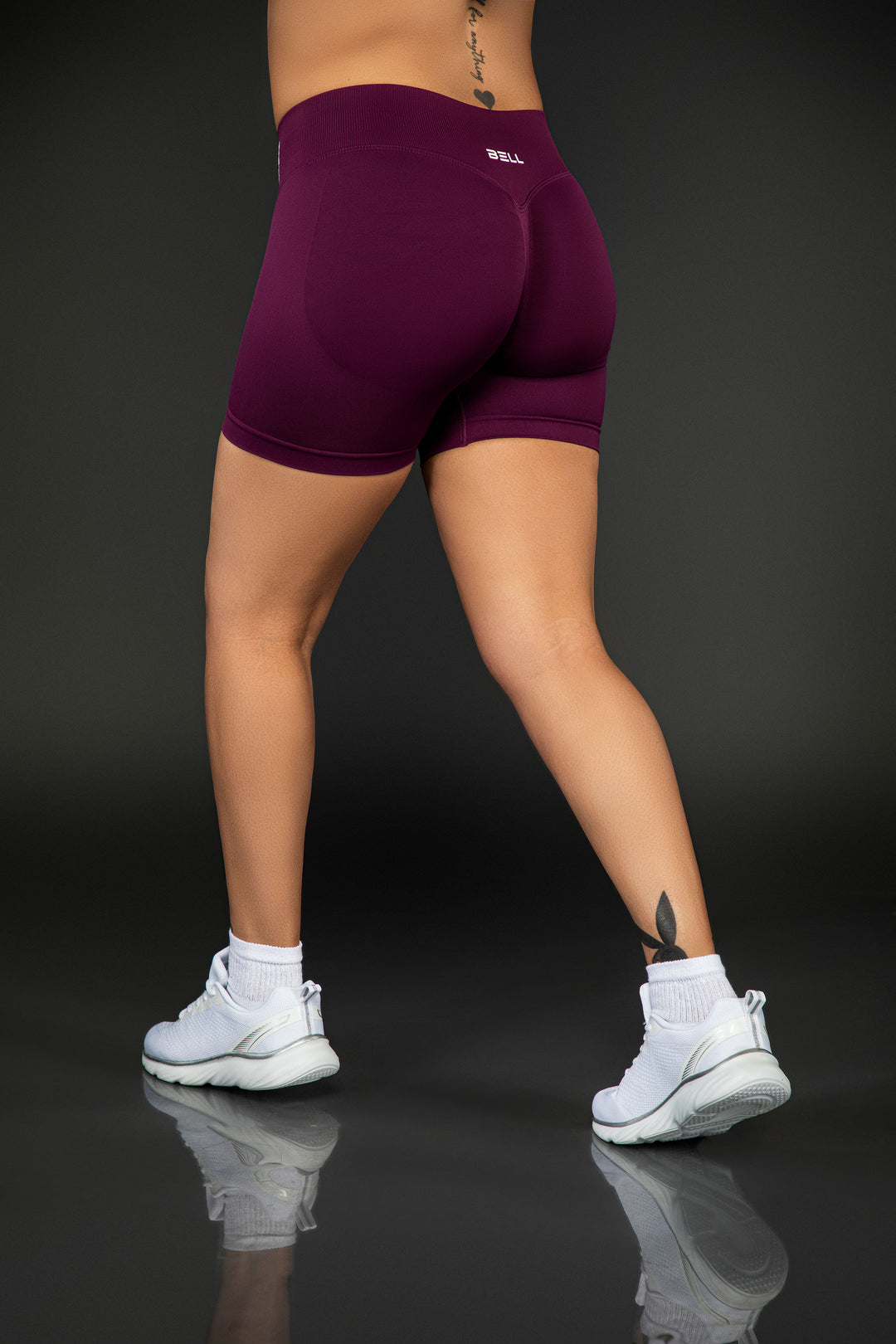 purple seamless scrunch workout shorts back view sculpt fit